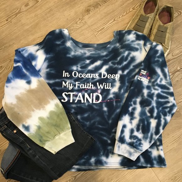 Tie Dye Sweatshirt, Blue & White Size Large and XLarge - Picture 2 of 4